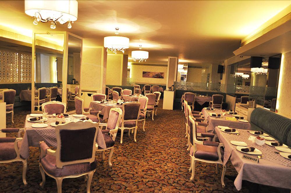Hotel Centre Point Нагпур Экстерьер фото