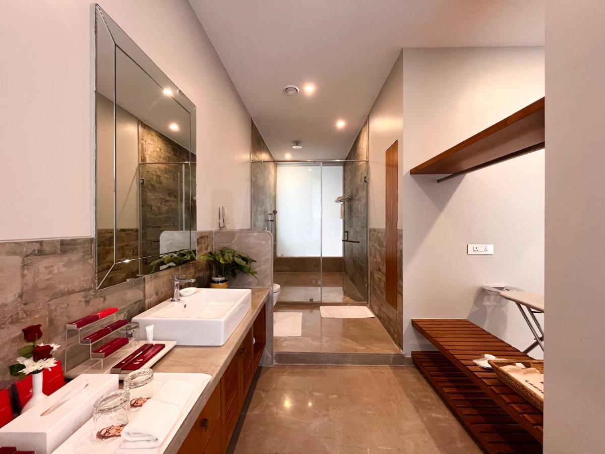 Hotel Centre Point Нагпур Экстерьер фото