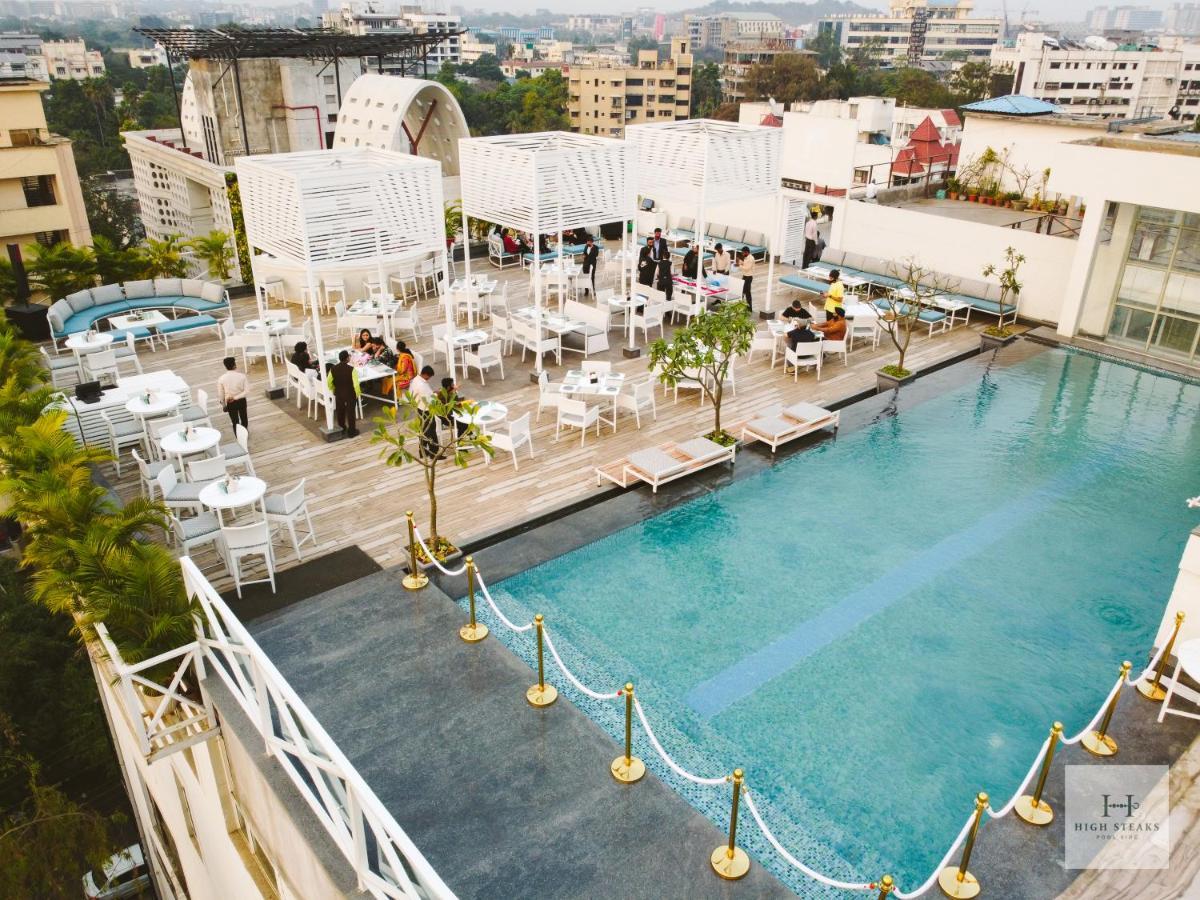 Hotel Centre Point Нагпур Экстерьер фото