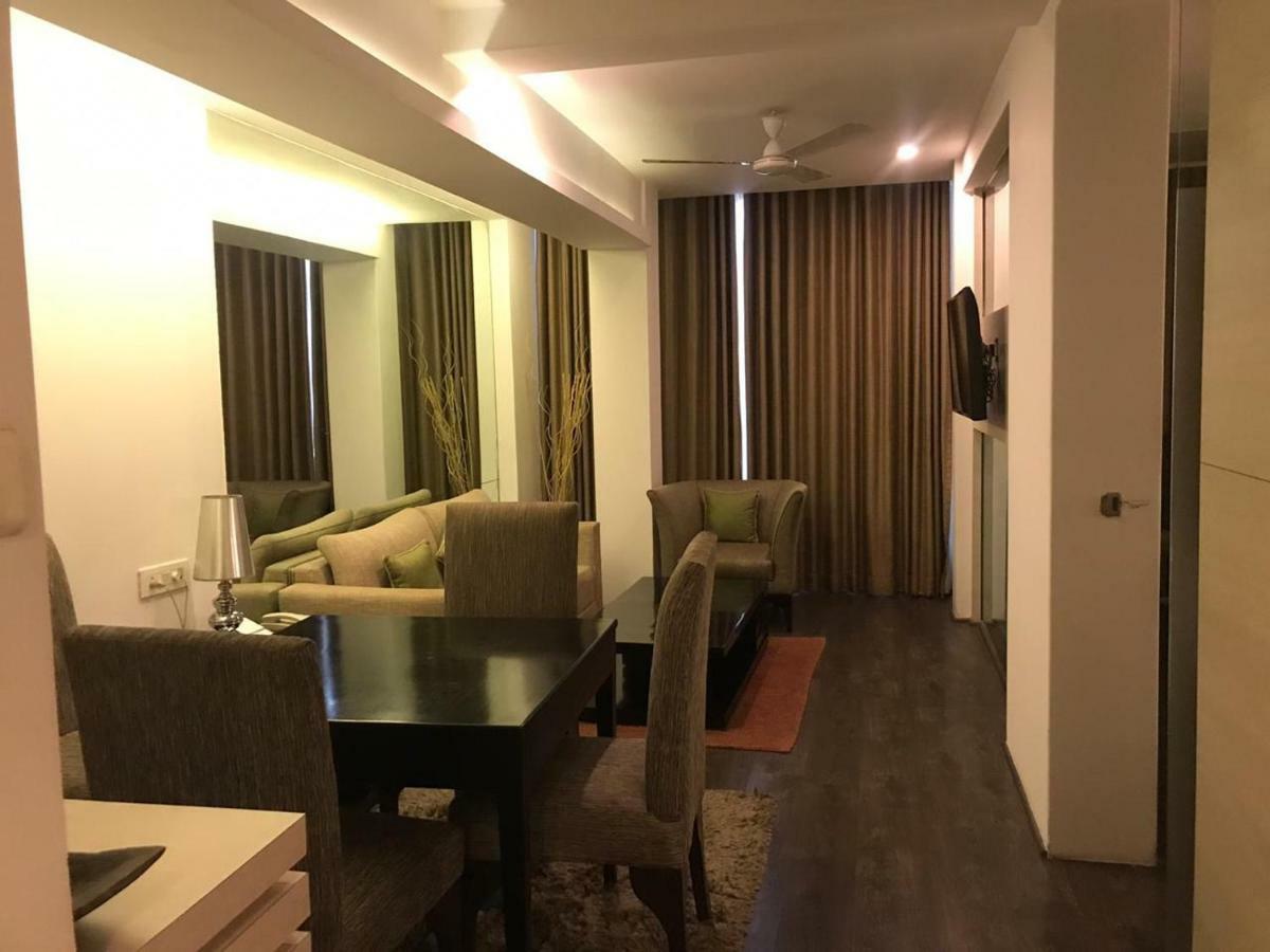 Hotel Centre Point Нагпур Экстерьер фото